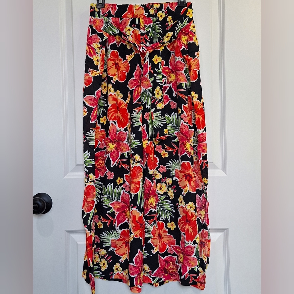 Floral wide leg pants ✨️